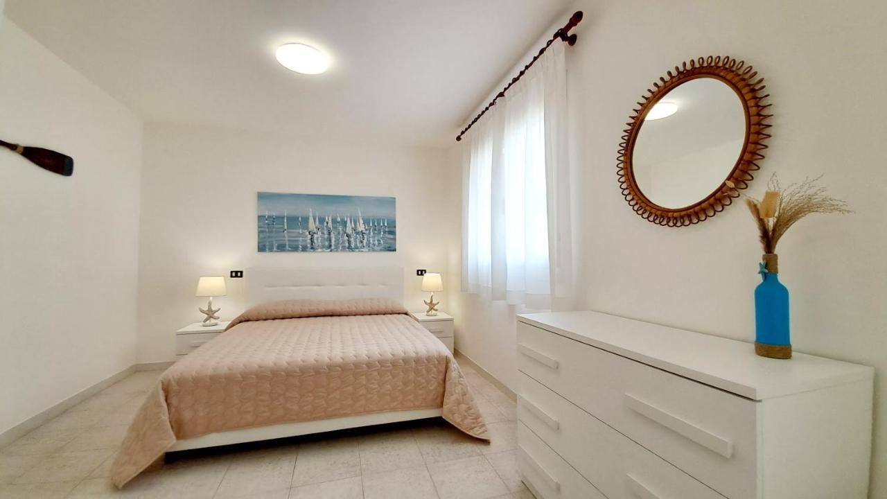 Villa Barbara Fra I Pini Lignano Sabbiadoro Exterior foto
