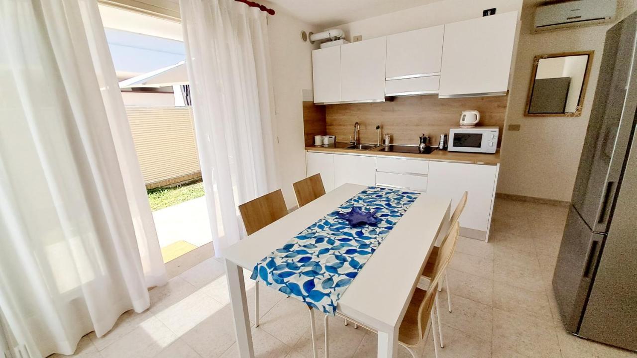 Villa Barbara Fra I Pini Lignano Sabbiadoro Exterior foto