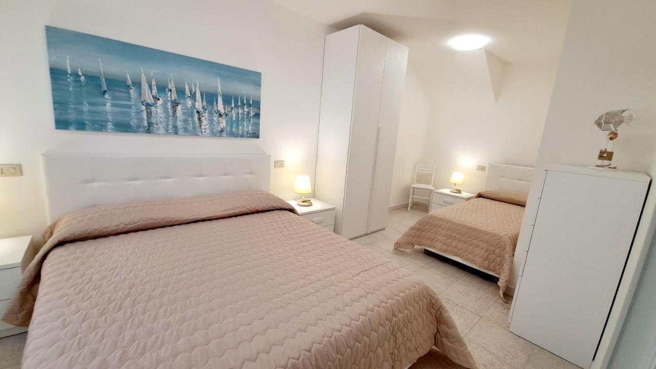 Villa Barbara Fra I Pini Lignano Sabbiadoro Exterior foto